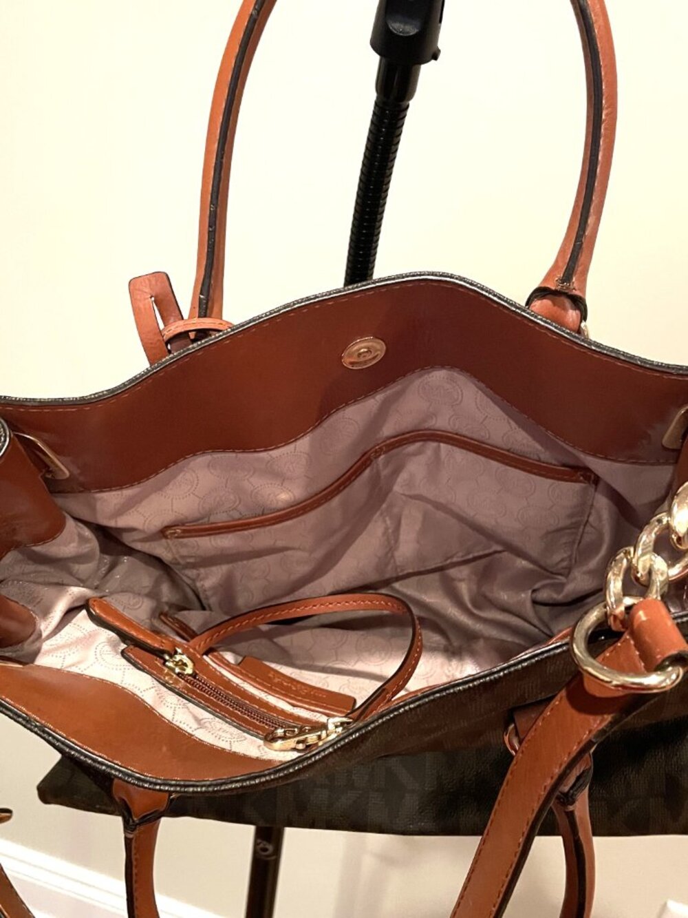 Michael Kors Hamilton Large Logo Tote Bag PVC Leather Trim 30T2GHMT3B - Picture 3 of 11